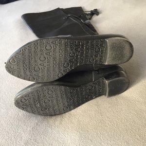 Black Arturo Chaing over the knee or not boots